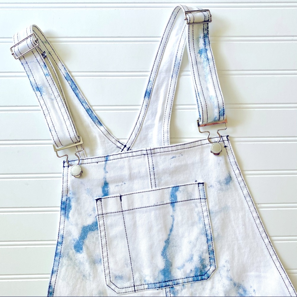 NWT Hudson Jeans Artist Cloud Sloan Denim Short Overalls Marble Dye Shortalls S
